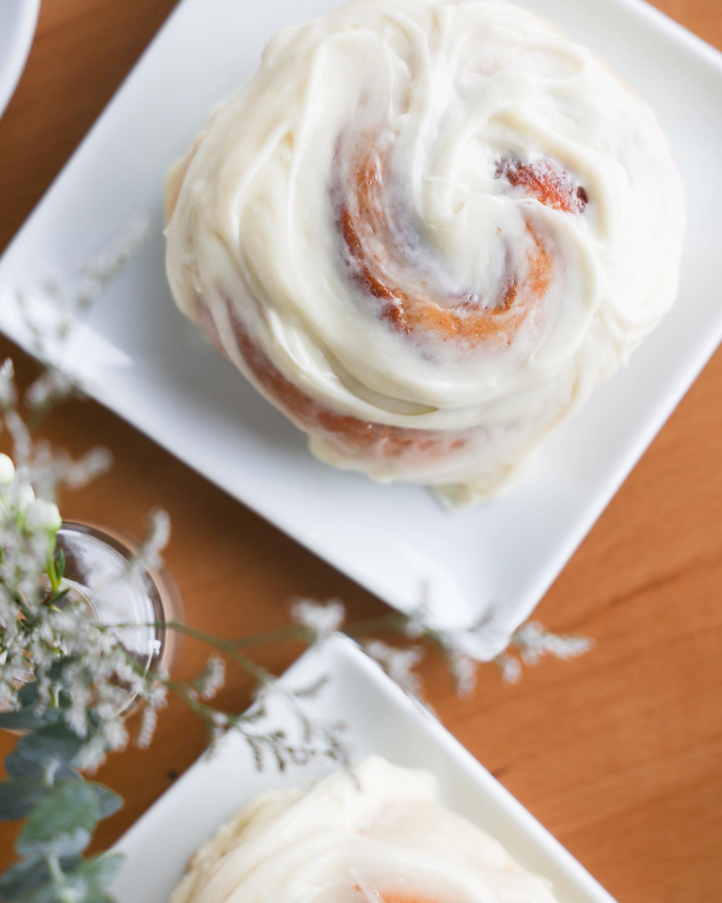 We love our cinnamon rolls so much ❤️ 
Stop by every Saturday and Sunday to pick one up before we sell out!
.
.
.
📸 @caitlinblaisdellphotography